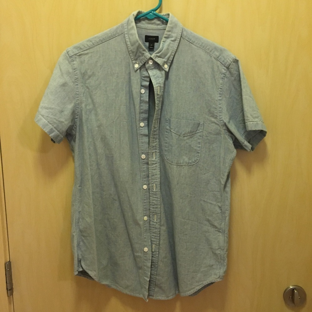 Men’s J Crew Chambray Short Sleeve Button-up